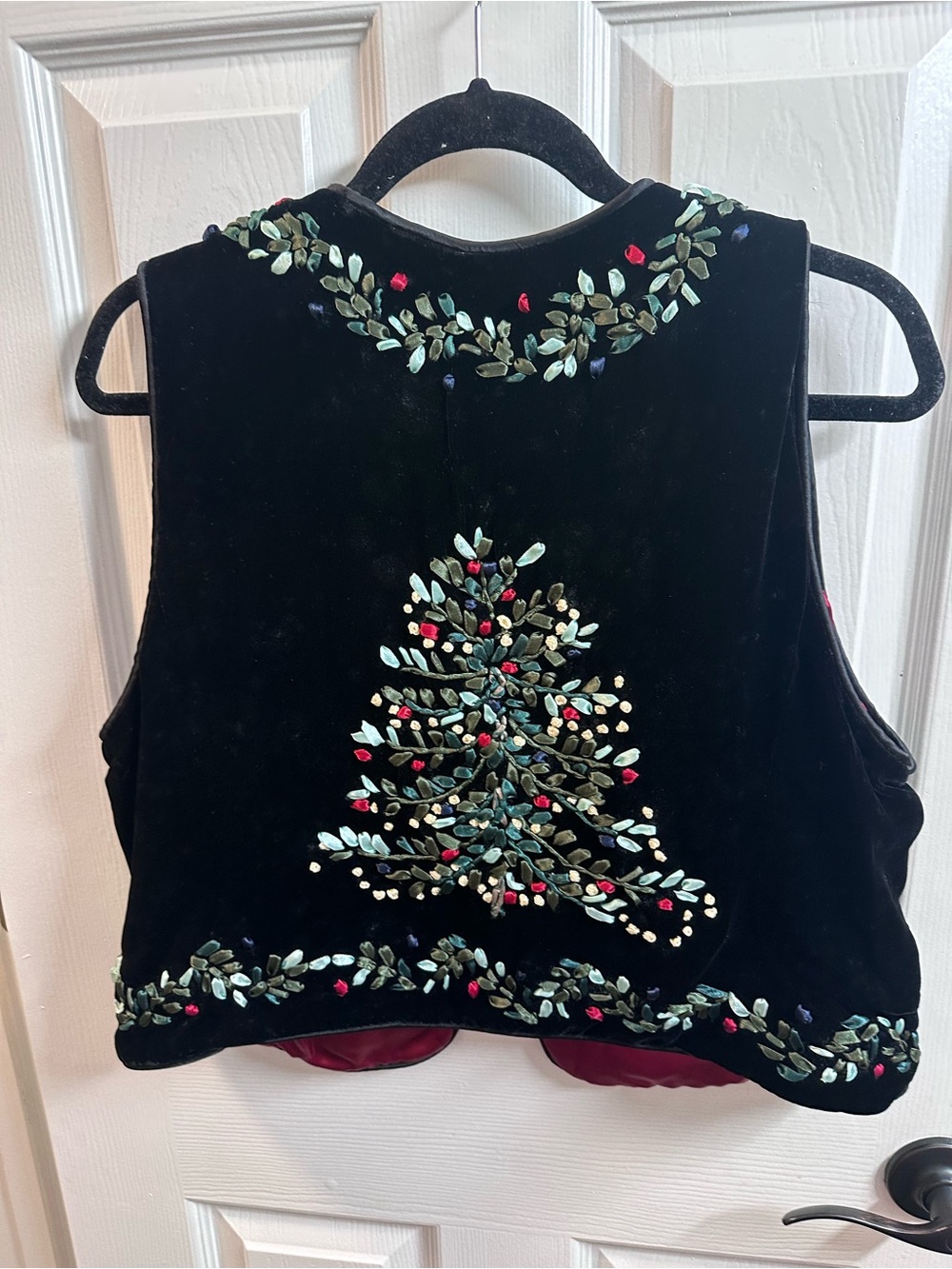Sharon Young Velvet Embroidered Christmas Tree Vest - Black